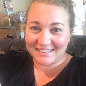 Meet your Posher, Jjennifer